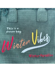 Sac cabas en velours côtelé frangé brodé « Winter Vibes » 2