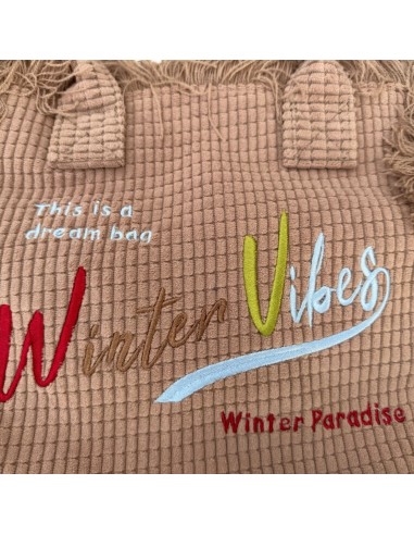 Sac cabas en velours côtelé frangé brodé « Winter Vibes »