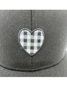 Casquette avec patch cœur à carreaux vichy 2