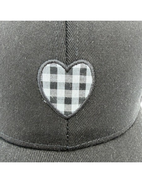 Casquette avec patch cœur à carreaux vichy