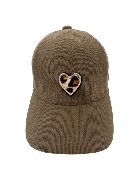 Casquette en velours côtelé avec patch cœur léopard