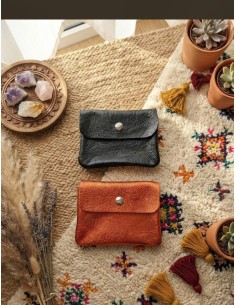 Porte monnaie en cuir irisé petit modèle avec poche zippée