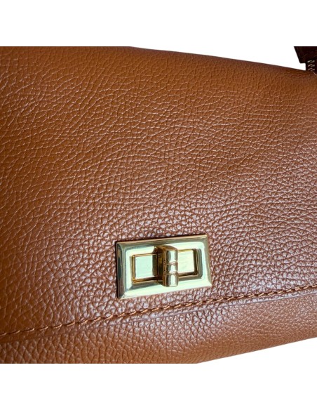 Sac femme en cuir Camel - Bandoulière réglable et amovible - Pochette zippée